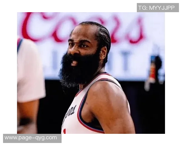 哈登感慨约翰郝即将获得硕士学位自己却未完成大学学业