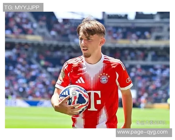 德天空报道17岁边锋麦克冬窗转会几乎不可能今夏或将被拜仁外租