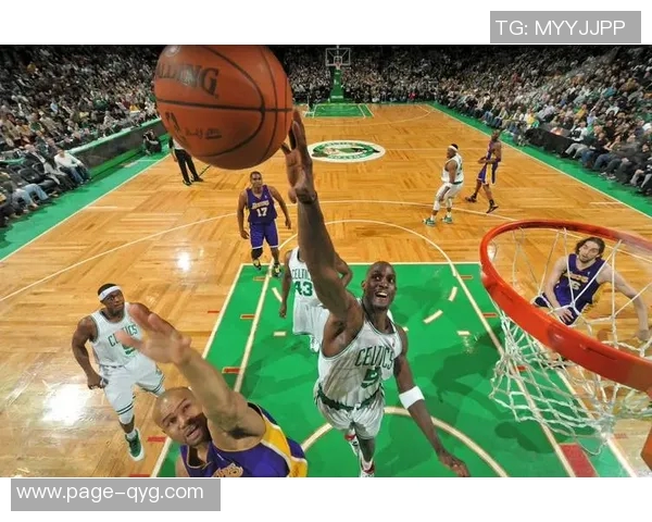 保罗表达愿望与加内特并肩作战共同的好胜心让他心向往之 保罗表达愿望与加内特并肩作战共同的好胜心让他心向往之